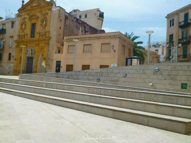 Piazza della memoria Palermo
