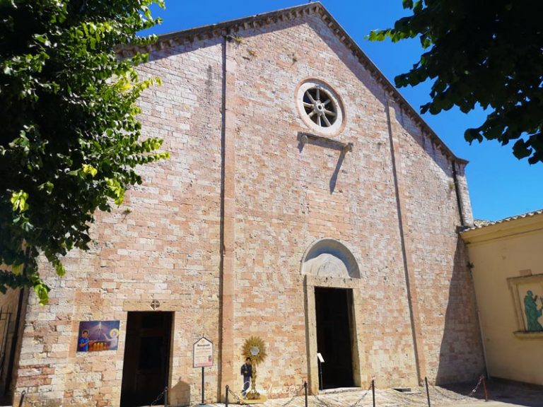Il Santuario della Spogliazione o Chiesa di Santa Maria Maggiore ad Assisi